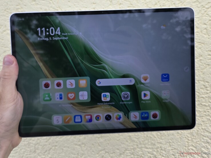 Honor MagicPad3 Tablet (Image source: Marcus Herbrich)
