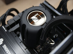 Noctua AiOs Review: The king of air coolers can also handle water cooling