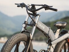 The ENGWE X26 all-terrain e-bike has a 62 miles (~100 km) assistance range. (Image source: ENGWE)