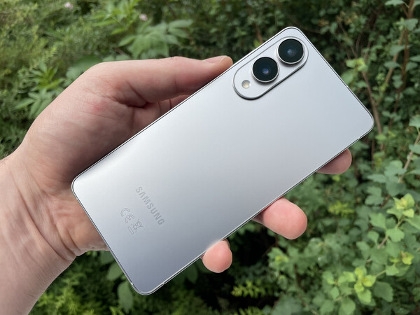 The Galaxy S25 Edge has the same 200MP main camera as the Galaxy S25 Ultra. (Image source: Notebookcheck)