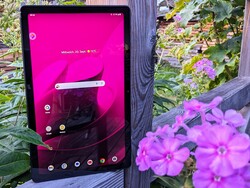Telekom T Tablet review. Test device provided by Deutsche Telekom.