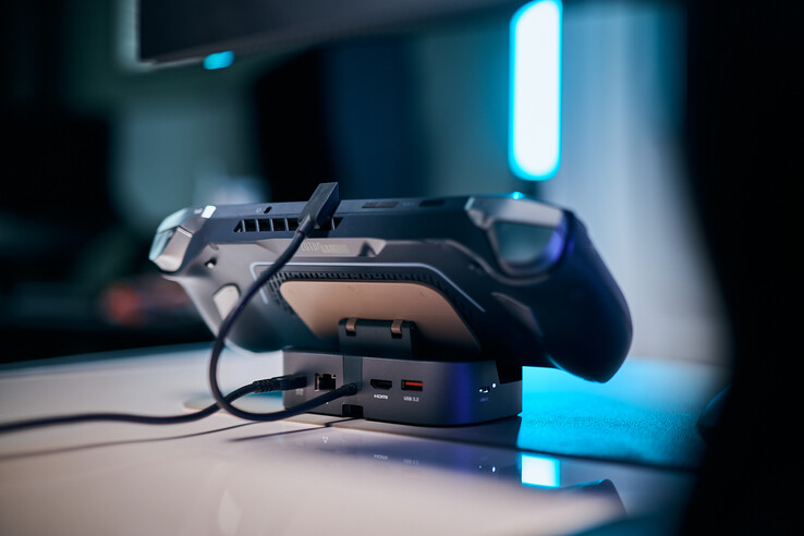 Turn your handheld into the centerpiece of your setup ...