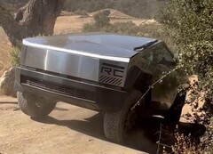 The Tesla Cybertruck made quite a show of climbing the Hollister Hill Stair Step incline during a recent off-road testing outing. (Image source: @stretch_thecj2l on Instagram)