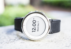 The Verily Study Watch has received FDA approval for its ECG monitor. (Source: Verily)