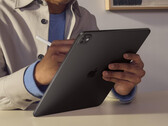 Apple's latest 'Pro' iPads are selling fewer units than expected. (Image source: Apple)