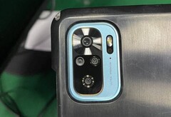 The live photos of the Redmi K40 reveal a bustling main camera setup. (Image source: XiaomiAdictos/Jackey_Lu)