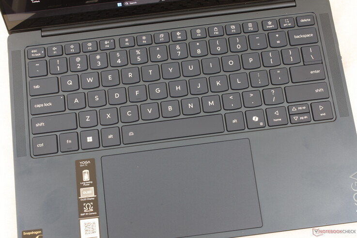 Identical typing experience as on the Yoga Slim 7a 14