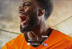 OxiWear receives FDA clearance for continuous blood oxygen ear clip that works even during motion. (Image source: OxiWear)