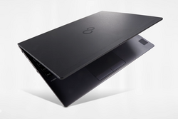 Review: Fujitsu LifeBook U937. Test unit provided by Fujitsu