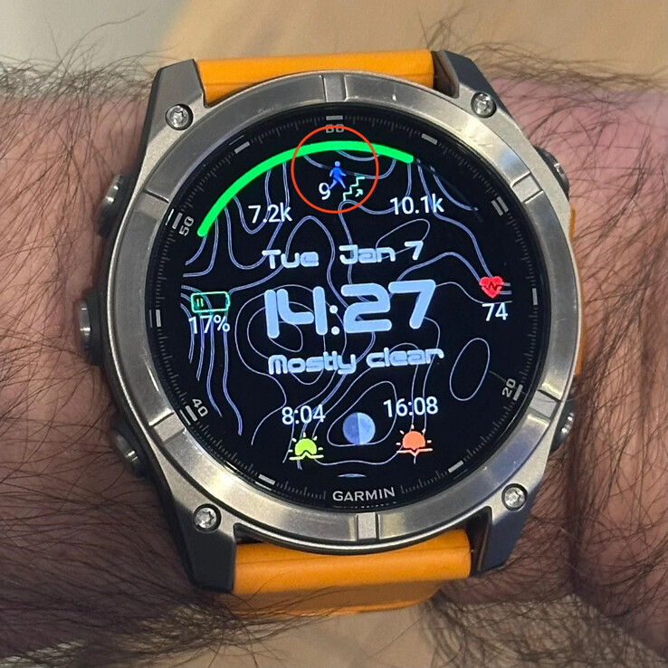 The new blue man icon is a shortcut for Garmin's Resume Later feature. (Image source: u/svacher via Reddt)