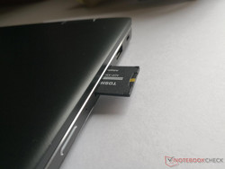Fully inserted SD card