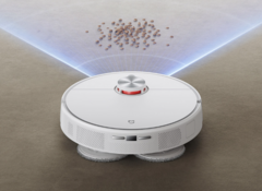 The Xiaomi Mijia M30 Pro robot vacuum has a tangled hair-cutting tool. (Image source: Xiaomi)