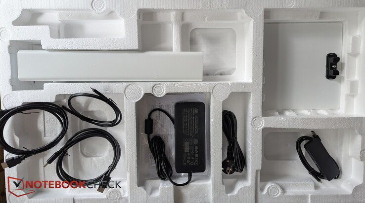 Cables (HDMI, DP, USB-C), AC Adapter, stand and USB hub 