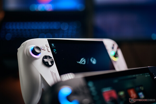 The ROG Xbox Ally comes in white.