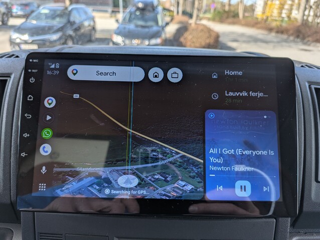 Due to off device processing, Android Auto and Apple CarPlay work well, everything else on the system is painfully slow.