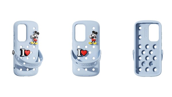The Samsung Galaxy S25 Crocs Case is compatible with Jibbitz charms for Crocs footwears. (Image source: Samsung)