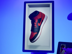 The new HLD monitors (pictured) will be available in three different sizes - 16-inch, 27-inch, and 86-inch. (Image source: Looking Glass Factory)