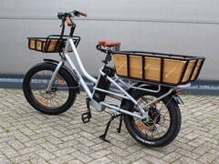 The Smoor Super Cargo electric bicycle has a range of up to 110 km (~68 miles) on a single charge. (Image source: Smoor)