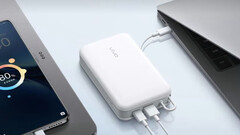 Vivo could introduce two new power banks alongside the X200 series smartphones (Image source: Li Ang Ang ah on Weibo)