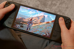 The Valve Steam Deck (Image source: Marc Herter / Notebookcheck)