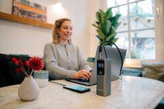 The Verbatim Charge ‘n’ Go Power Bank 27000 mAh is about to launch in Europe. (Image source: Verbatim)