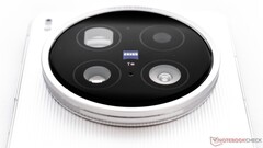 The Vivo X300 Ultra could sport a continuous zoom, although one that's different from the Xiaomi 17 Ultra (Image source: Alexander Fagot, Notebookcheck)