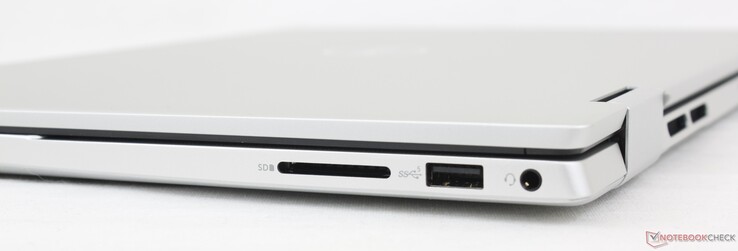 Right: SD card reader, USB-A 4.2 Gen. 1, 3.5 mm headset