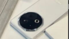 A new Meizu flagship in the wild(?). (Image source: Digital Chat Station)