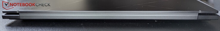 Rear: No ports