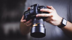 Top 5 tips: Streamlining your DSLR camera for first-time users (Source: Unsplash)