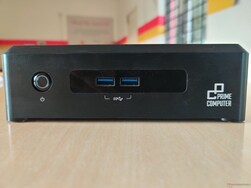 Front (left to right): Power, 2x USB 3.1 Type-A.