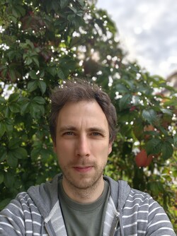 A selfie with the 50 MPix front camera