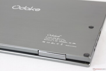 The integrated battery makes this perfect for plane rides or when a quick secondary display is desired