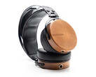 The Ollo Audio R1 closed-back over-ear headphones are designed for music recording in studios. (Image source: Ollo Audio)