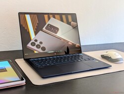 The HP EliteBook Ultra G1q is a pretty solid business notebook