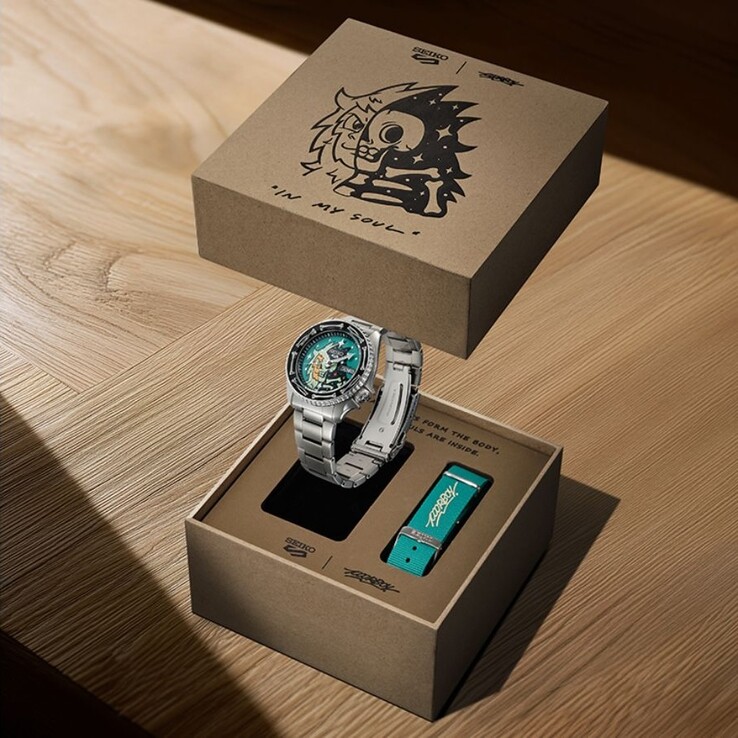 The Seiko 5 Sports x Poorboy SRPM17K collaboration watch. (Image source: Seiko via Q-P Magazine)