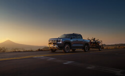 The new BYD Shark plug-in hybrid pickup combines a 2.5-ton towing capacity with the comfort of a modern SUV.