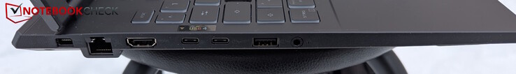 Left: Power, LAN, HDMI 2.1, USB-C 4, USB-C 3.2 Gen2, USB-A 3.2 Gen2, headset jack