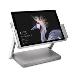 The Kensington SD7000 dock helps turn the Surface Pro into a mini Surface Studio. (Source: Kensington)