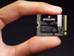 The Corsair MP600 Mini R2 promises read rates of up to 7,000 MB/s. (Image: Corsair)