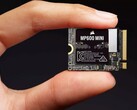 The Corsair MP600 Mini R2 promises read rates of up to 7,000 MB/s. (Image: Corsair)