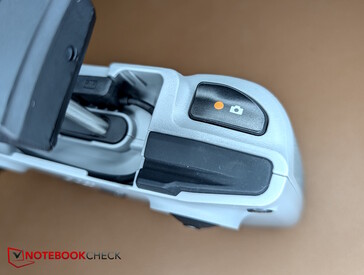 Shoulder button to start/stop recording
