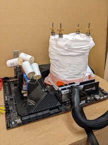 LN2 cooling. (Image source: "5800XD" on HWBOT)