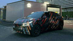 Camouflaged L60 carries &#039;better than Model Y&#039; sticker (image: Weibo)