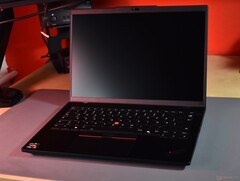Lenovo ThinkPad L14 Gen 5: The only modern 14-inch ThinkPad with three USB-A ports (image source: Benjamin Herzig)