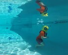 Youtuber tests his self-printed diving helmet in his pool