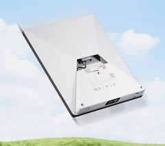 The PeakDo LinkPower 1 connects to the Starlink Mini via the DC port. (Image source: PeakDo)