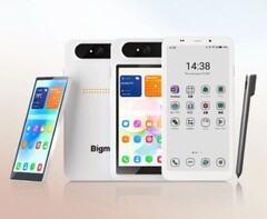 The Bigme HiBreak Dual 3 features a small, detachable display.