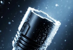 This new flashlight supposedly works in very cold temperatures thanks to a sodium-ion battery (Image source: Peng Jiang)