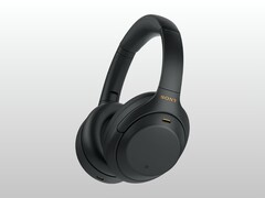 The Sony WH-1000XM4.